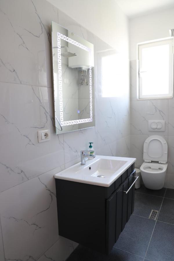 Daniel City Center Apartment Berat Dış mekan fotoğraf