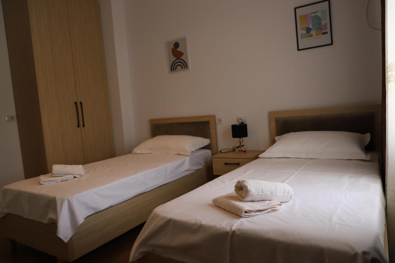 Daniel City Center Apartment Berat Dış mekan fotoğraf